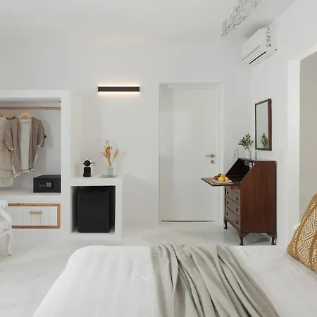 Kana Hotel Ambrami